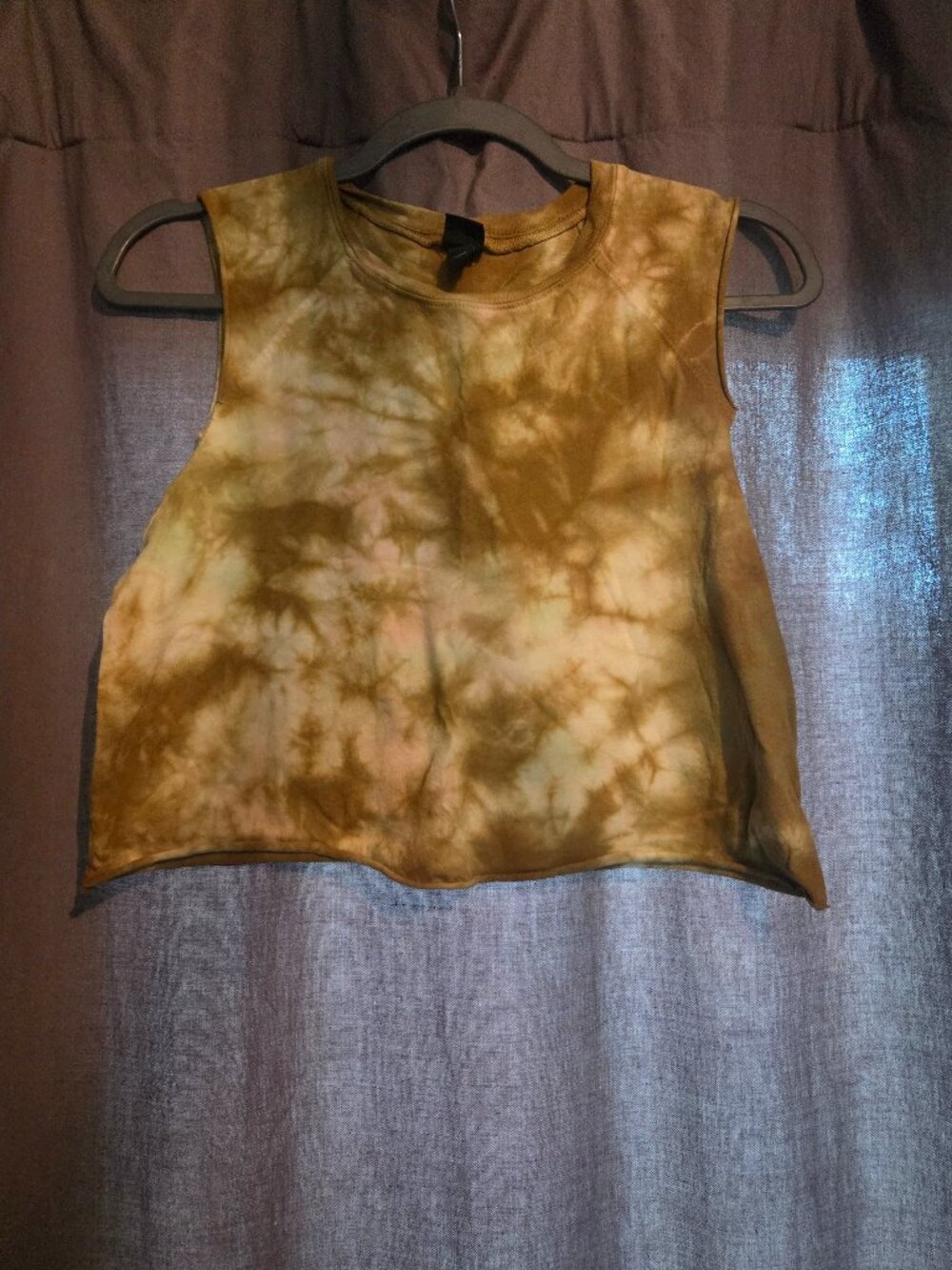 Wild Fable Tie-Dye Crop Top in Cream and Gold/Brown S